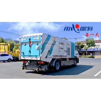 山西陽泉4噸深度保潔道路污染清除車材料道路清掃車