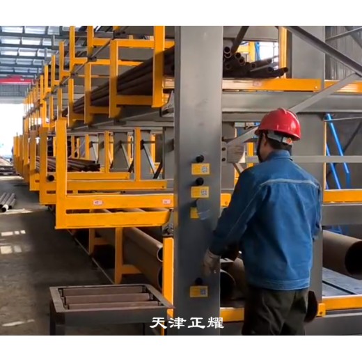 新疆哈密钢管存放新方式手摇伸缩悬臂式钢管货架立体存放