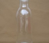 出口玻璃瓶厂家长期供应玻璃饮料瓶，加工定制玻璃饮料瓶