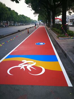 湖州現(xiàn)澆透水地坪施工電話(huà)，水洗石路面標(biāo)準(zhǔn)做法