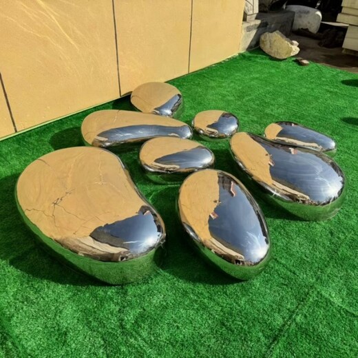 不銹鋼鵝卵石坐凳雕塑加工定制