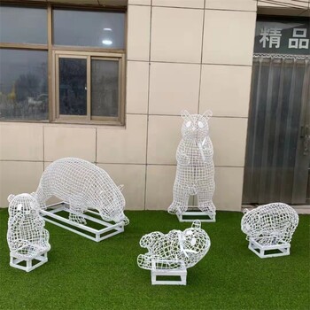 不銹鋼絲熊貓雕塑，鏤空效果，手工編織