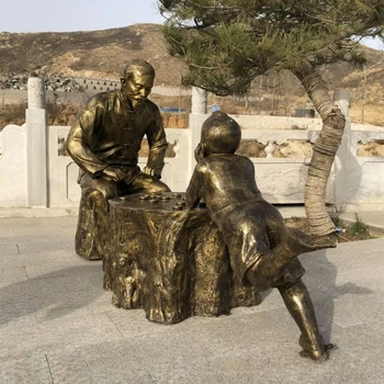 玻璃鋼下棋人物雕像，仿銅效果，形象生動