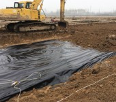 重庆鱼塘防渗膜-重庆HDPE土工膜厂家供销-厚1.5mm宽8米