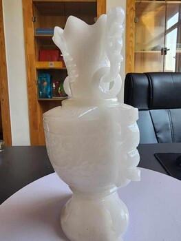 范德龍《吉祥富貴雙龍?zhí)阶稹酚竦駭[件