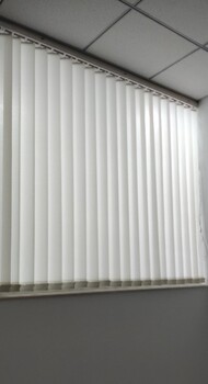 大連磁控百葉窗簾辦公室窗簾
