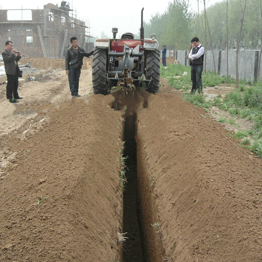 手扶式鏈條開溝機小型農(nóng)用深溝挖溝工程管道開槽機果園開溝機