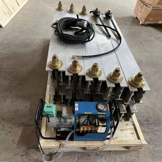 皮帶硫化機電熱式橡膠膠帶接頭修補性能穩(wěn)定全自動控溫加熱機