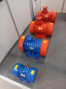 5.5KW960轉(zhuǎn)粉塵隔爆振動電機技術(shù)參數(shù)380V工業(yè)振動器