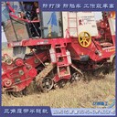 雨戰(zhàn)無憂，橡膠半履帶解鎖收割機(jī)新技能，農(nóng)田搶收