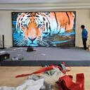 戶外LED顯示屏則以立柱式安裝和屋頂式安裝較為常見