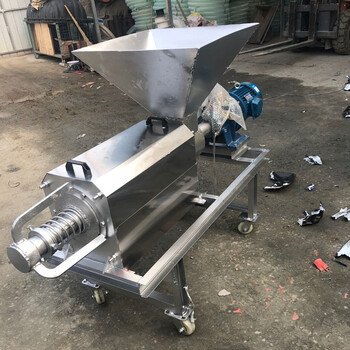 啟泰牛糞干濕分離機(jī)紙漿藥渣酒糟甩干機(jī)固液豬糞脫水機(jī)