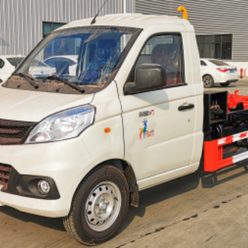 東風(fēng)途逸3方勾臂垃圾車?yán)湟粋€(gè)也是批發(fā)價(jià)