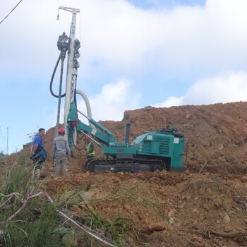 浙江孔山重工孔山鉆機