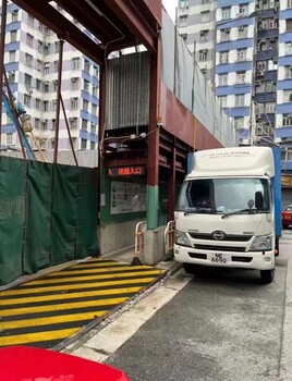 无需出国打工一样可以每月保底2.8W工资香港包吃包住做六休一