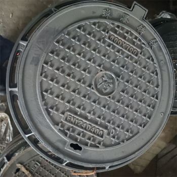 DN700球墨铸铁井盖雨水篦子排水沟盖板批发可定制