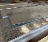 花纹板热镀锌防滑板踏步楼梯钢结构HQ235热轧卷开平