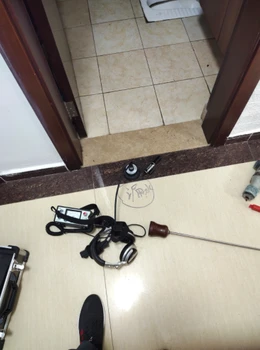 西安房屋各種漏水滲水維修、樓頂漏水維修、陽臺漏水、衛(wèi)生間漏水