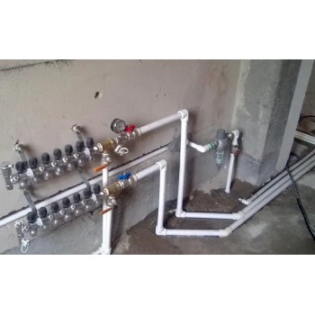 西安维修水管漏水、安装水管阀门、更换阀门水管分水器