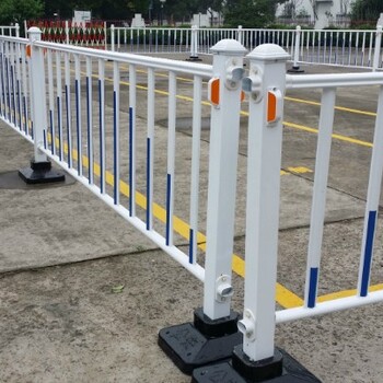 陽江市政道路護欄城市安全交通隔離欄馬路機非分割欄來圖定做