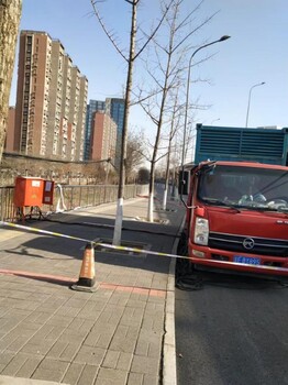 西城區(qū)應(yīng)急發(fā)電車出租600千瓦大功率發(fā)電機(jī)租賃公司電話