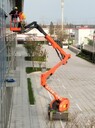嘉興桐廬28米33米直臂電動高空作業(yè)車哪有租的多少錢