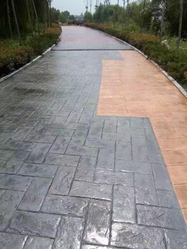福州福清市廣場地面仿石壓花地坪現(xiàn)澆彩色混凝土壓模地坪