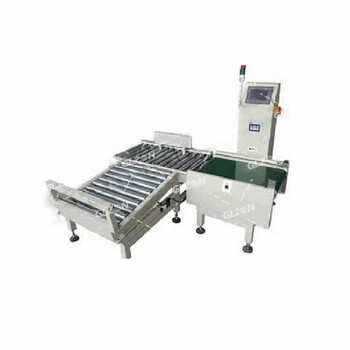 5升四工位全自動(dòng)包裝機(jī)傳動(dòng)油包裝機(jī)