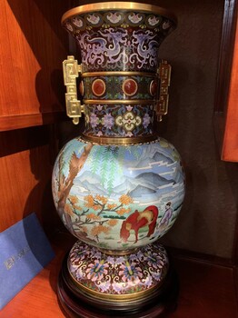 景泰藍工藝品現(xiàn)貨出售可以私人定制景泰藍工藝品廠家批發(fā)定制