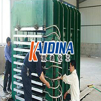 KD-L157壓板機積碳清洗劑