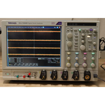 回收Tektronix泰克DSA72504D数字荧光示波器