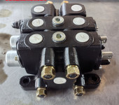  ZL15G4-2 (OT) - J replaces the hydraulic multi way directional valve of the ship hatch with Sichuan Changjiang hydraulic parts