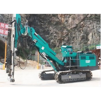 河南鶴壁孔山重工液壓頂錘式鉆機KS690