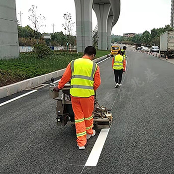 永川公路熱熔劃線道路標(biāo)線涂料重慶畫線施工涂料公司
