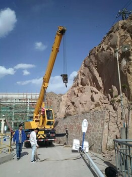 太陽能路燈廠家供應重慶太陽能路燈配置