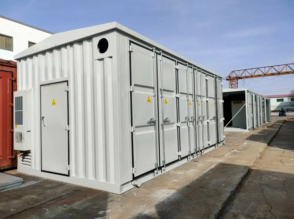 岸电改造预制舱光伏发电储能集装箱基础设备室
