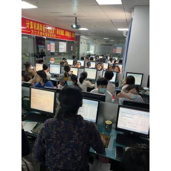 东莞青皇村暑假电脑办公文秘培训CAD绘图培训上万江天骄
