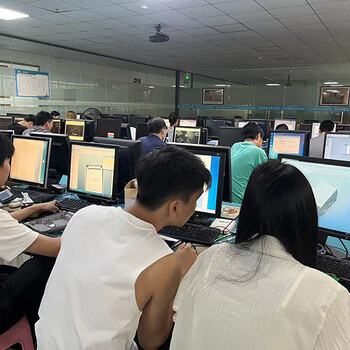 CAD機械繪圖實戰訓練營來萬江天驕職校0基礎試學