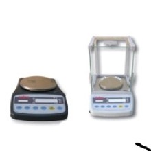  Picture of LE204E analytical balance electronic balance