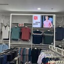 大眾服飾貨架，服裝類型裝修打造