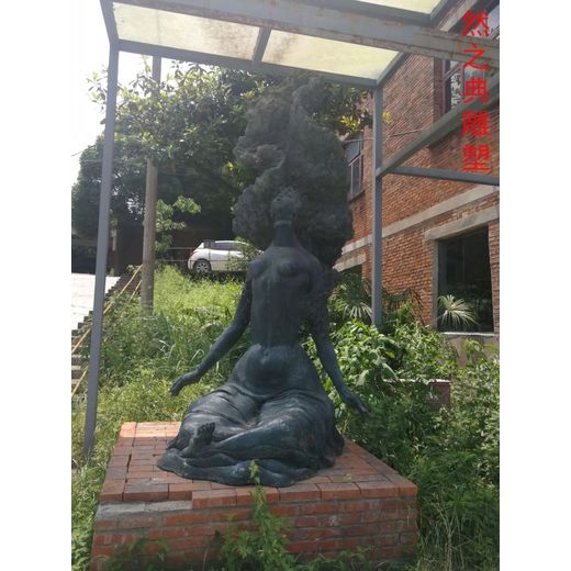 創(chuàng)意女子銅雕供應(yīng)商景觀銅雕預(yù)定街頭女子銅雕抽象