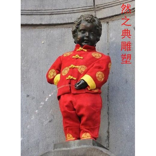 撒尿雕塑底座價(jià)格歐式風(fēng)格供需步行街撒尿雕塑展示