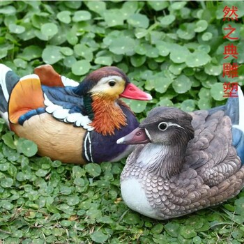 點擊金屬鴛鴦銅雕制造-鋼管組合-廣場公園鴛鴦銅雕
