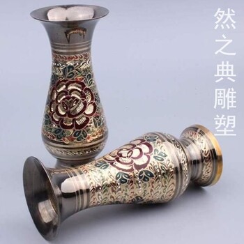 點(diǎn)擊銅花瓶雕塑廠(chǎng)家選定銅花瓶造型銅工藝品景觀(guān)