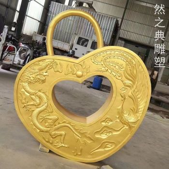 精选艺术铜锁子雕塑价格-街头艺术-订做小区铜锁子雕塑