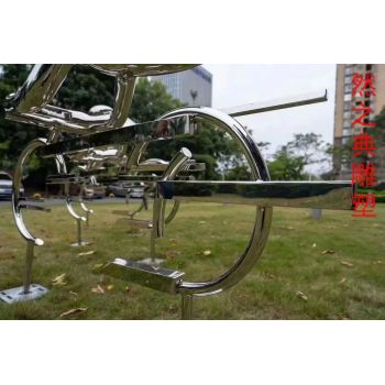预定社区自行车雕塑制造-白钢构件-制作校园自行车雕塑