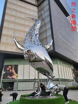 优价景区鲸鱼雕塑制造-中式工艺-展品企业标志鲸鱼雕塑