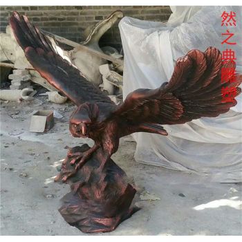 提供现代猫头鹰雕塑厂家-街头雕塑-定制彩色猫头鹰雕塑