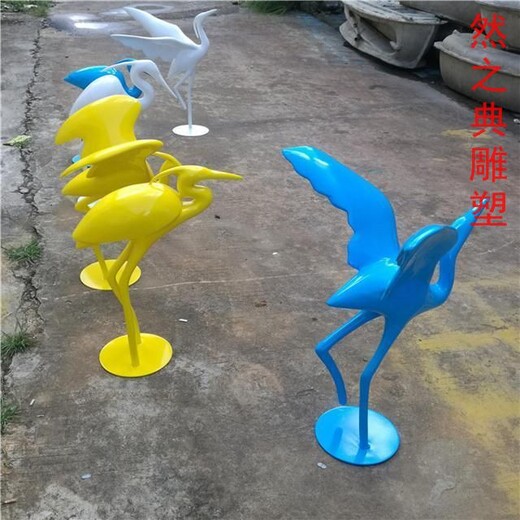 制造花園火鳥(niǎo)雕塑價(jià)格-村標概念-供應景觀(guān)抽象火鳥(niǎo)雕塑