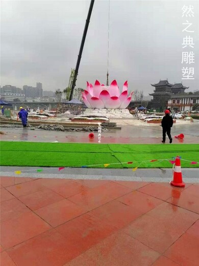 制作廣場(chǎng)景觀(guān)水簾噴泉廠(chǎng)家-公園小品-空間水簾噴泉